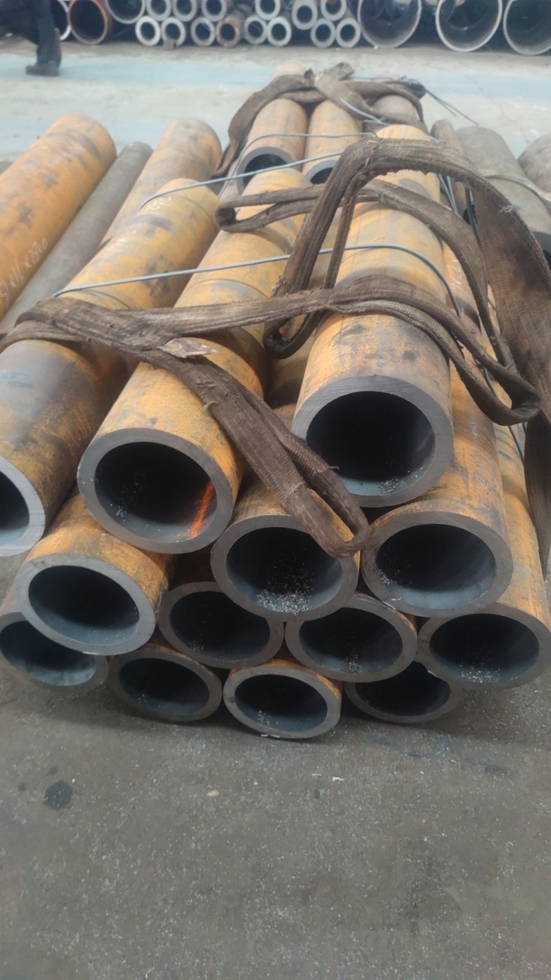 拜城拜城拜城15CrMoG无缝钢管切割